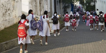 ජනප්‍රිය පාසල් අවට ළමයින්ට අසාධාරණයක්! Sri Lanka Latest News