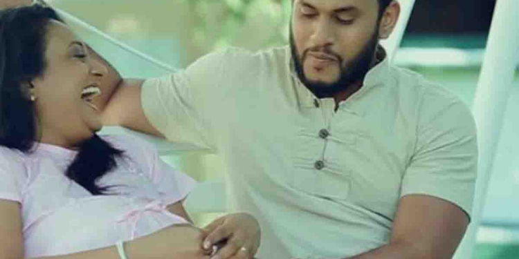 ‘ලක් අම්මයි යක්ඛ පුතයි…!’ දමිතා අබේරත්නගෙයි ඩෑන් ප්රියසාද්ගෙයි ෆොටෝ සමාජ මාධ්ය ජාලා හොල්ලයි! දෙන්නා කසාද බැඳලද? බබෙක් හම්බවෙන්න ඉන්නවද? Sri Lanka Latest News