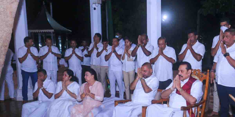 අලුත් අවුරුද්ද උදා වෙද්දී මහින්ද කතරගම! I Sri Lanka Latest News