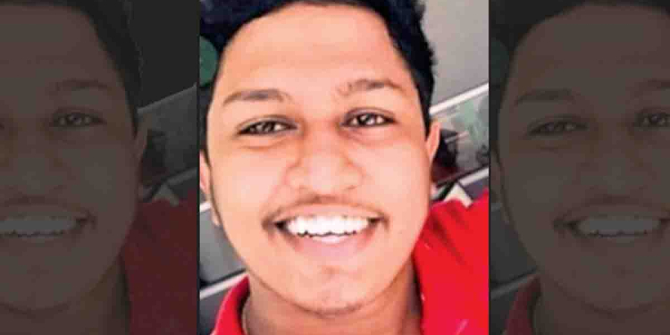 අහිංසකයෙක් මරා දැමුණු මාතර වෙඩිල්ලේ සුලමුල එළියට! ඉලක්කය පොලිසියට එරෙහිව නඩු කියන ව්යාපාරිකයෙක්! පැමිණිල්ල අයින් කරගන්න කියලා කීපවතාවක්ම තර්ජන ඇවිත්! VIDEO I Sri Lanka Latest News