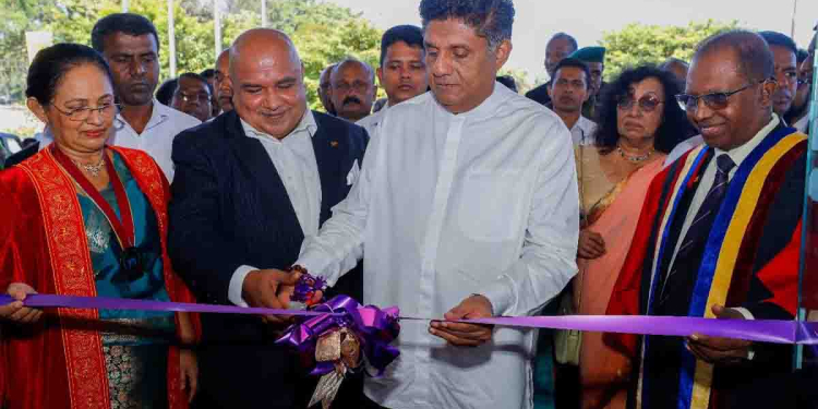 විපක්ෂනායක සජිත් INCO ප්රදර්ශනයට එක්වෙයි! සජබ රජයක් යටතේ ඉංජිනේරුවන්ට දෙන වටිනාකම ගැන ජාතික වැඩසටහනක් හදන බව කියයි! VIDEO I Sri Lanka Latest News