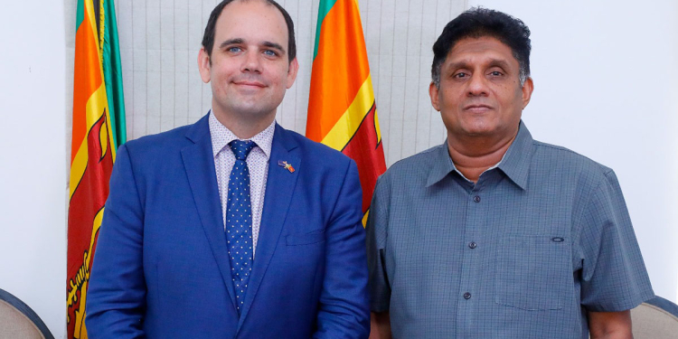 නවසීලන්ත මහකොමසාරිස්වරයා විපක්ෂ නායක කාර්යාලයටම ඇවිත් සජිත්ව හමුවෙයි! රටේ තියෙන ප්‍රශ්නත් කතා කරයි! PHOTOS I VIDEO I Sri Lanka Latest News