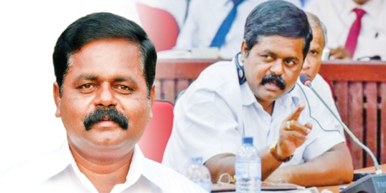 දකුණේ හැමෝම සුමන්තිරන් දිහා බලන් ඉද්දි උතුරෙන් ආපු අලුත් නායකයා ශ්රීධරන් (Sri Lanka Latest News)