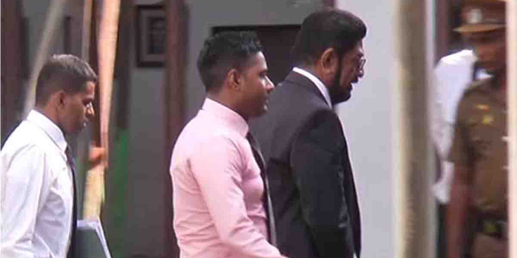 බාල ‌‌බෙහෙත් ගෙනා සිද්ධියට ‌ඇමැති කෙහෙළිය 15 වනතෙක් රිමාන්ඩ්! VIDEO I Sri Lanka Latest News