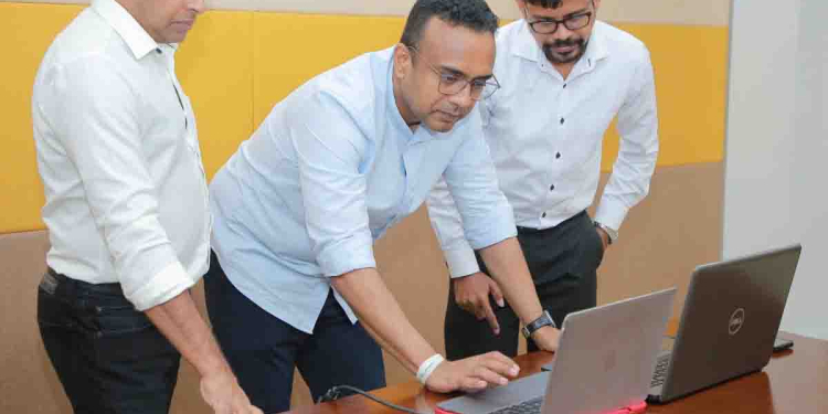 රට යනවා නම්… රට ගියා නම්… අහන්න ‘පිටරට’! PHOTOS I Sri Lanka Latest News