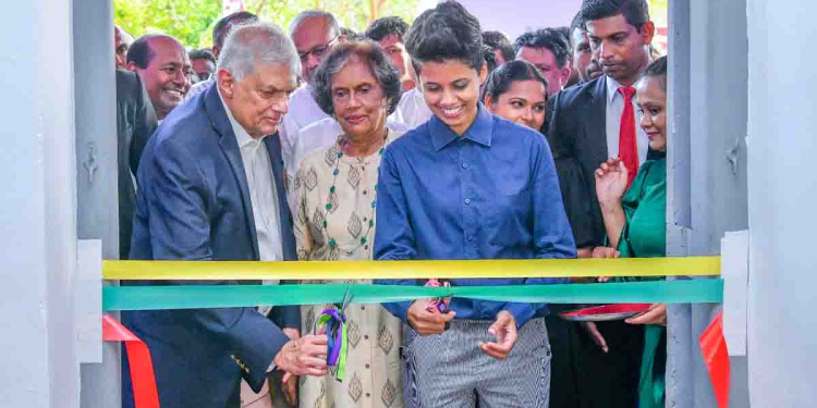 මාතර කලා උළෙල බලන්න රනිල්-චන්ද්රිකා-සාගල ඔක්කොම ගිහින්! PHOTOS I Sri Lanka Latest News