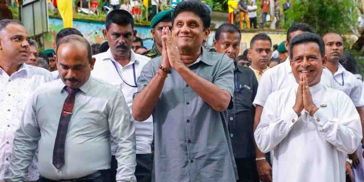 අද ලංකාවේ තියෙන්නේ පොලිස් රාජ්‍යයක්! භාෂණයේ- දේශපාලනය කිරීමේ-පාද යාත්‍රා යාමේ-වර්ජනය කිරීමේ නිදහස සෑම පුද්ගලයකුටම හිමි අයිතිවාසිකමක් වුවත් අද රටේ ක්‍රියාත්මක වන්නේ ප්‍රජාතන්ත්‍රවාදී රාජ්‍ය තන්ත්‍රයක් නොව ඒකාධිපති රාජ්‍ය තන්ත්‍රයක්! VIDEO & PHOTOS I Sri Lanka Latest News