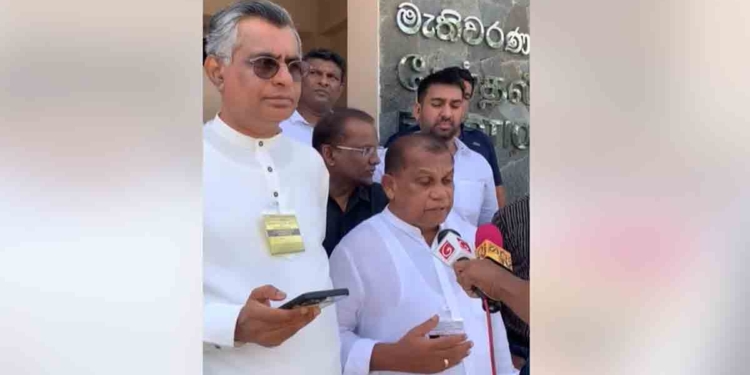 ඡන්ද පෙත්සමක් උසාවියට එයිද? සජබෙන් මැතිවරණ කොමිසමට පැමිණිල්ලක්! මැතිවරණ නිලධාරීන් වැරැද්දක් කරලා! සජබ නියෝජිතයන් නැතිව දෙවැනි මනාපය ගණන් කරලා! කොමිසමත් වැරැද්ද පිළිගනී! VIDEO I Sri Lanka Latest News