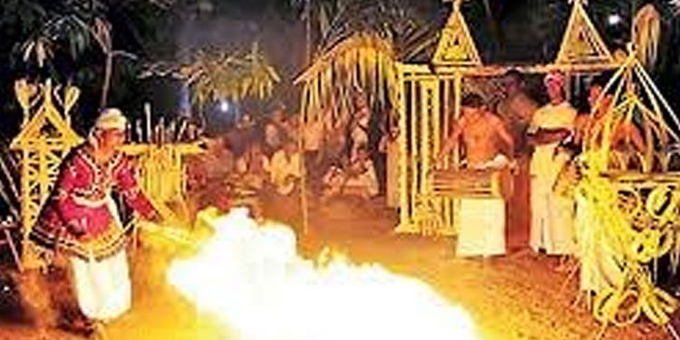 හංගපු සල්ලි එළියට ගන්න මන්තරයක් ප්‍රධාන ජනාධිපති අපේක්ෂකයකුගේ ප්‍රතිපත්ති ප්‍රකාශයේ දාලලු! කව්ද මේ අපේක්ෂකයා? කාගෙද මේ ප්‍රතිපත්ති ප්‍රකාශය? VIDEO I Sri Lanka Latest News