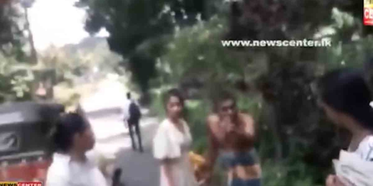 මාලිමාවේ ප්‍රතිපත්ති ප්‍රකාශය දෙද්දී එපා කිව්වාම ලොකු සද්දයක් දාලා! ගෙදර අය ඔක්කොම එළියට බැහැලා පාර මැද්දෙම මාලිමාවේ පතුරු යවයි! ඕක ගහගනින් ….! VIDEO I Sri Lanka Latest News