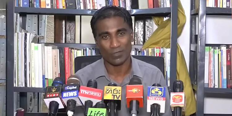 චෝදනා රැසක් තියෙන සෞඛ්‍ය අමාත්‍යංශ ලේකම්වරයාටම ආයෙමත් අමාත්‍යංශය බාර දීලා! තනතුරු දීම ගැන මෙන්න ලොකු චෝදනාවක්! VIDEO I Sri Lanka Latest News