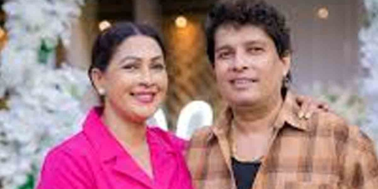 සමුගන්නේ නෑ.. වෙන්වෙන්නේ නෑ..! හැමදාමත් පොහොට්ටුවේ හිටපු නාමල් උඩුගමගෙ ලස්සන බිරිඳ ජනප්‍රිය නිළි රුවන්තිකා පොහොට්ටුවෙන් කොළඹ ඡන්ද සටනට එයි!  VIDEO I Sri Lanka Latest News