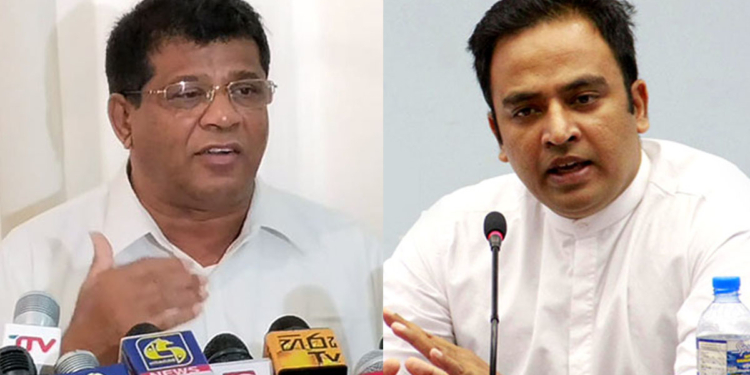 පහුගිය ජනාධිපතිවරණයේදී අජිත් මාන්නප්පෙරුම හැසිරිච්ච විදිහට හැමෝම කිව්වේ එයාට නාමයෝජනා දෙන්න එපා කියලයි! ගම්පහ හර්ෂණගෙන් මාන්නප්පෙරුමට ප්‍රබල ප්‍රහාරයක්! හර්ෂණ මේ කියන්නේ රනිල් එක්ක ඡන්ද කාලෙ මාන්නප්පෙරුම දාපු ඩීල් ගැනද? VIDEO I Sri Lanka Latest News