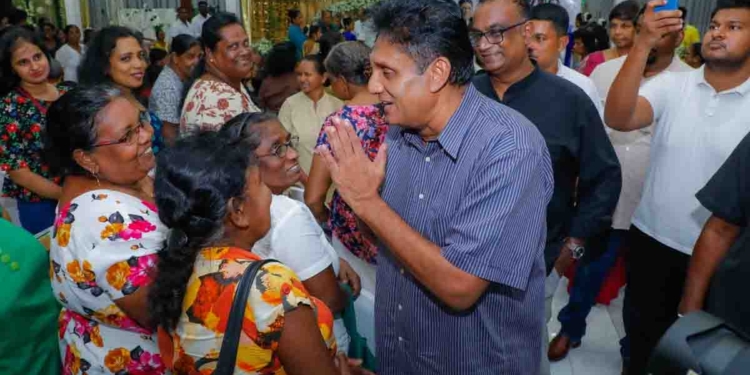 අනුර එදා කියපුවා සුළුපටු නෑ! උගන්ඩාවේ හංගලා තියෙන සල්ලි ගෙනත් රටේ ණය ගෙවන්න පුළුවන් කිව්වා! ජනතාවට සහන දෙන්න පුළුවන් කිව්වා! අනුර ඒ උගන්ඩා සල්ලි ගෙනත් රටේ මිනිස්සුන්ට සහන දෙනකම් ජනතාව බලන් ඉන්නවා! VIDEO & PHOTOS I Sri Lanka Latest News