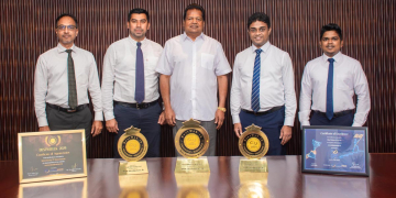 අයිඩියල් මෝටර්ස් සමාගමේ නිල වෙබ් අඩවිය සම්මාන ත්‍රිත්වයකින් පිදුම් ලබයි!