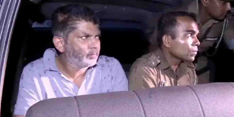 මම ජීවත් වෙලා ඉන්නකම් අනුරට ජනාධිපති වෙන්න ඉඩ දෙන්නෙ නෑ කියලා අද බන්ධනාගාර රෝහලේ තපින ලොහාන්ගේ කාටත් අමතක වෙලා ගිය පැටිකිරිය මෙන්න! I Sri Lanka Latest News