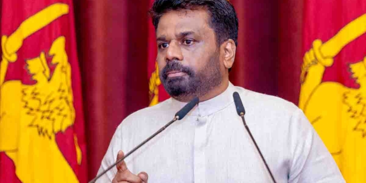 CID එකේ ෆයිල් උඩ යන්නේ යට යන්නේ කොහොමද? නීතිපති දෙපාර්තමේන්තුවේ ෆයිල් උඩ එන්නේ යට යන්නේ කොහොමද? ලිපිගොනුවලට අවුරුදු 7ක් උධෘත නොදී තියෙන්නේ කොහොමද? අධිකරණයේ නඩුවක් නැවත් දිනයක් ගන්න මාස 7ක් 8ක් යන්නේ කොහොමද? අල්ලස් කොමිසම නඩු 114ක් ඉල්ලා අස්කරගත්තේ කොහොමද? විනිසුරුවරුන්-නීතිපති දෙපාර්තමේන්තුවේ-CIDයේ-අල්ලස් කොමිසමේ නිලධාරීන් ඉදිරිපිට තියාගෙන ප්‍රශ්න කරයි!  VIDEO & PHOTOS I Sri Lanka Latest News