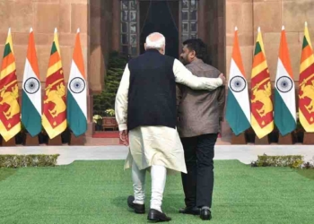 ආචාර වෙඩිමුර 21ක්! රාජ්‍යතාන්ත්‍රිකයෝ රැසක්! හමුදා ආචාර පෙළපාලියක්! අශ්වාරෝහකයන් පෙළක්! කරට අත දාගෙන මෝදි අනුරට ලොකු වෙල්කම් එකක් දෙයි! I Sri Lanka Latest News