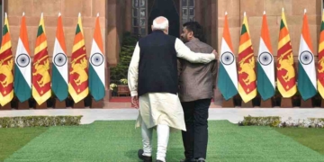 ආචාර වෙඩිමුර 21ක්! රාජ්‍යතාන්ත්‍රිකයෝ රැසක්! හමුදා ආචාර පෙළපාලියක්! අශ්වාරෝහකයන් පෙළක්! කරට අත දාගෙන මෝදි අනුරට ලොකු වෙල්කම් එකක් දෙයි! I Sri Lanka Latest News