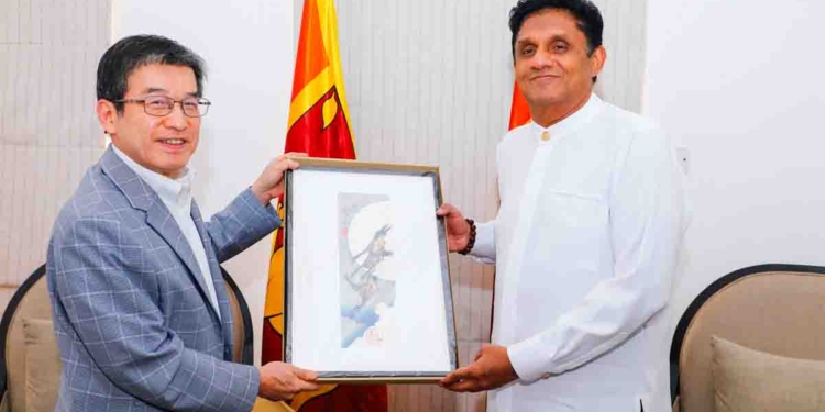 අලුත් ජපන් තානාපති විපක්ෂනායක සජිත් හමුවන්න ඇවිත්! රට වෙනුවෙන් සජිත් ජපානයෙන් කරපු ඉල්ලීම! VIDEO & PHOTOS I Sri Lanka Latest News
