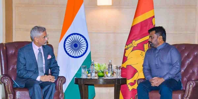 අනුර ඉන්දියාවේදී වැඩ පටන් ගනී! විදේශ ඇමැති ජයශංකර්-මුදල් ඇමැතිනී සීතාරාමන්-ආරක්ෂක උපදේශක දොවාල් පළමු දිනේම හමුවෙයි! කතාකරපු දේවල් මෙන්න! PHOTOS I Sri Lanka Latest News