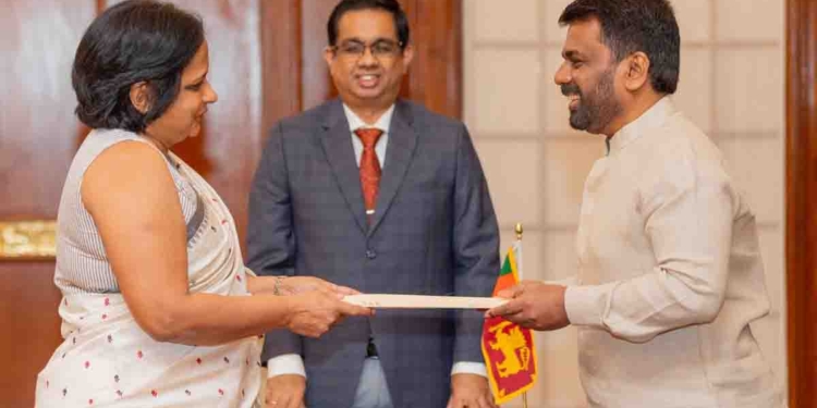 ශ්‍රේෂ්ඨාධිකරණයට අලුත් විනිශ්චයකාරවරුන් හතර දෙනෙක් පත්කරයි! PHOTOS I Sri Lanka Latest News
