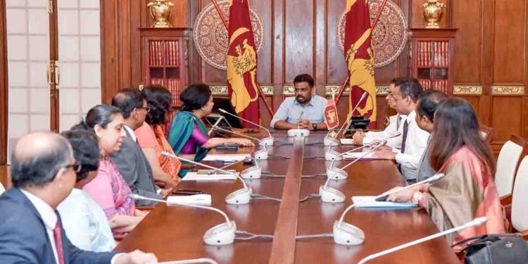 අනුර රාජ්යතාන්ත්රිකයන් 5 දෙනෙක් පත් කරයි! රටේ කීර්ති නාමය ආරක්ෂා කරගෙන වැඩ කරන විදිහ ගැනත් උපදෙස් දෙයි! PHOTOS I Sri Lanka Latest News