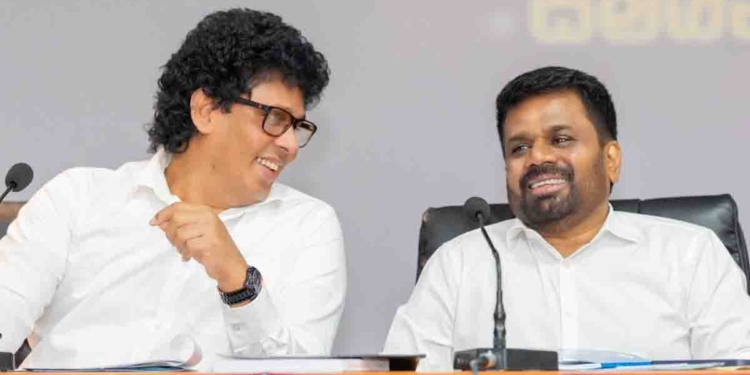 රාජ්‍ය සේවකයන්ගේ මූලික වැටුප වැඩිවීමක්! රාජ්‍ය සේවය පුරවැසියාට අයිතියක්! රාජ්‍ය නිලධාරියාට වගකීමක්! අනුර අද අනුරාධපුරයේ! PHOTOS I Sri Lanka Latest News
