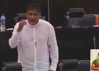 විපක්ෂයේ ඉන්න පක්ෂයේ තනි මන්ත්‍රී ආණ්ඩුවේ 159ට එරෙහිව තනි සටනක! දිලිත් ‘දෙරණ-අරුණ’ අරගෙන පාර්ලිමේන්තුව දෙවනත් කරයි! ඇන්ටිජන් ගැනයි-කලිසම්-බෙල්ට් ගැනයි උත්තර‌ දෙයි!  VIDEO I Sri Lanka Latest News