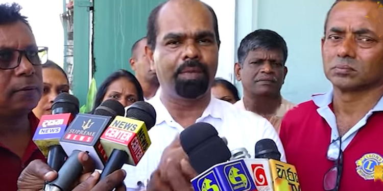 මන්ත්‍රීවරුන්ට වැඩ කරන්න වාහන අත්‍යවශ්‍යයි! ඒ නිසා හැම මන්ත්‍රීවරයෙක්ටම වාහනයක් දෙනවා! මාලිමාවේ තවත් මන්ත්‍රීවරයෙක් කියයි! VIDEO I Sri Lanka Latest News