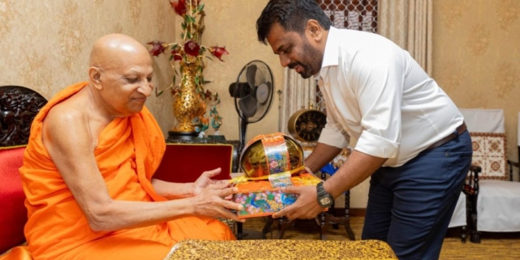දළදා ප්‍රදර්ශනයක් පැවැත්වීමට ජනපති අනුර කළ ඉල්ලීම ගැන විවිධ මත! Sri Lanka Latest News