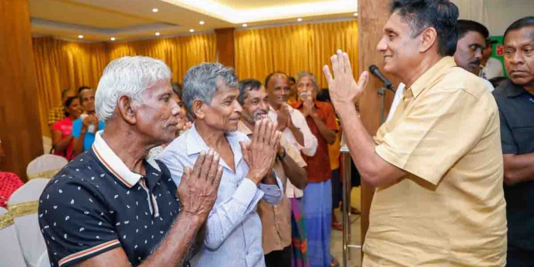 මේ යන විදිහට ගියොත් තව අවුරුදු දෙකකින් ආපහු විදෙස් ණය ප්‍රතිව්‍යුහගත කිරීමකට යන්න වේවි! ඒක ස්ථිරයි! සජිත් කියපු අලුත්ම අනාවැකිය මෙන්න! මීට කලින් කියපු ඔක්කොම අනාවැකි හරිගියා! VIDEO & PHOTOS I Sri Lanka Latest News