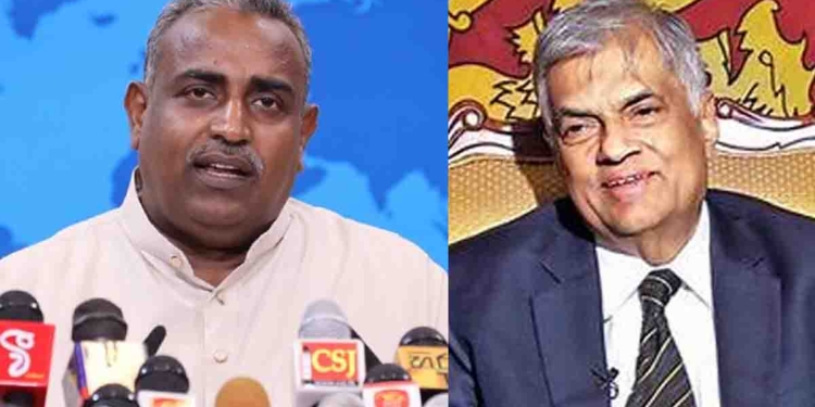 රනිල්ට සහාය දීපු පොහොට්ටුවේ ගම්පහ මන්ත්‍රී උපුල් රාජපක්ෂට රනිල්ව එපාවෙයි! මෙන්න පොහොට්ටුවත් එක්ක ආපහු වැඩ පටන් අරන්!  I Sri Lanka Latest News