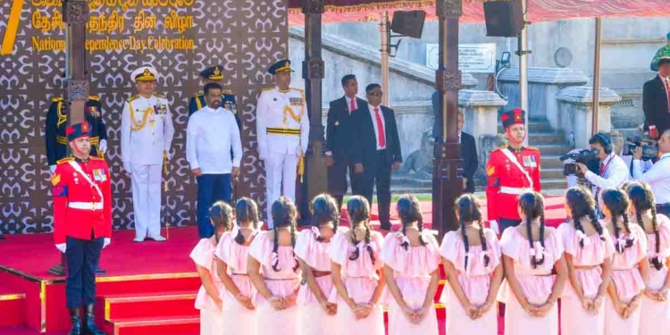 මෙච්චර කල් නිදහස සැමරුවේ අතීතය දෙස බලාගෙන! මෙවර අපි නිදහස සමරන්නෙ අනාගතය දෙස බලාගෙන! 77 වන නිදහසට අනුර කළ සම්පූර්ණ කතාව! PHOTOS I Sri Lanka Latest News