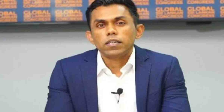 අල්ජසීරාව එළියට දාපු බටලන්ද වාර්තාවෙන් රනිල්ව දැන් ජාත්යන්තර වශයෙන් ගණන් ගන්නේ නෑ කියන එක ඔප්පු වුණා! මේ පරණ කුණු තියෙන දේශපාලඥයන් තවදුරටත් කරගහගෙන යනවා කියන්නේ මේ රටත් ලෝකය හමුවේ හෑල්ලු වෙන එක! VIDEO I Sri Lanka Latest News