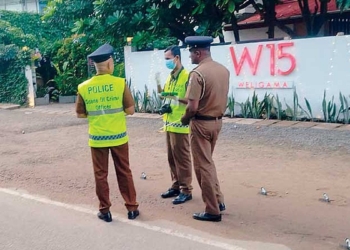 W15 හෝටලයට වෙඩි තිබ්බේ කවුද? නියෝග දුන්නේ කවුද? කෝන්තරය මොකක්ද? හැංගිලා ගේම දුන්න යුනිට් එක මොකක්ද? ඔක්කොම එළිවෙයි! Sri Lanka Latest News