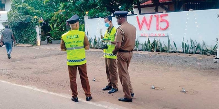 W15 හෝටලයට වෙඩි තිබ්බේ කවුද? නියෝග දුන්නේ කවුද? කෝන්තරය මොකක්ද? හැංගිලා ගේම දුන්න යුනිට් එක මොකක්ද? ඔක්කොම එළිවෙයි! Sri Lanka Latest News
