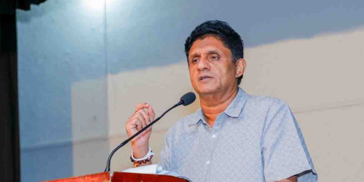 ජවිපෙ දේශපාලන බල්ටිවල ඉතිහාසය සජිත් කළුතරදී අනුරට මතක් කර දෙයි! මතකද කැබිනට් ඇමැතිකම් දරපු අය පක්ෂය හැර ගියා! මතකද විමල් වීරවංශ මහින්ද ගාවට ගියා! VIDEO & PHOTOS I Sri Lanka Latest News