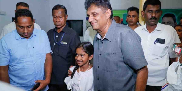 කියපු කිසිදෙයක් කරගන්න බැරිවෙලා! මාලිමා ආණ්ඩුවත් ෆේල්! මෙන්න හේතු එකින් එක සජිත් මැදවච්චියේදී පෙන්වලා දෙනවා! VIDEO & PHOTOS I Sri Lanka Latest News