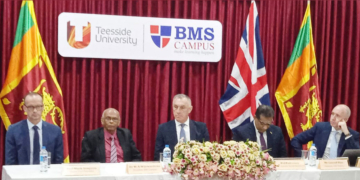 එංගලන්තයේ Teesside University ශ්‍රී ලංකාවේ BMS CAMPUS සමග එක්වෙති! Sri Lanka Latest News