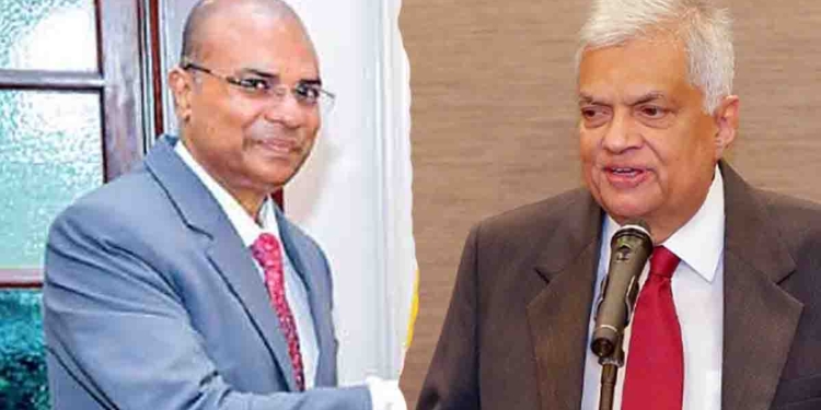 අල්ලස් කොමිසම ක්‍රියාත්මක වී තිබෙන ‘අතිශය වේගවත් ස්වරූපය’ පුදුම සහගතයි! රනිල් දාපු නිවේදනයට අල්ලස් කොමිසමේ සභාපතිගෙන් සැර උත්තරයක්! ‘අපි රෑත් වැඩ! කොමිසමේ වැඩ කව්රුහරි ප්‍රශ්න කරනවා නම් ඒක වෙනම හොයන්න ඕන! කොමිසම හෑල්ලු කරන්න කාටවත් ඉඩ තියන්න බෑ! මේක 100%ක්ම ස්වාධීන කොමිසමක්!’ I Sri Lanka Latest News