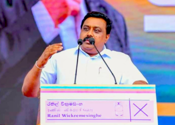 රාජපක්ෂලා ළඟ ඉඳන් රනිල්ගේ අත්දෙක අල්ලගත්ත එස්.එම්. රංජිත්වයි එස්.එම්. චන්ද්රසේනගේ නෝනාවයි බරපතළ වැඩ ඇතිව අවුරුදු 16ක් හිරේට යවයි! VIDEO I Sri Lanka Latest News