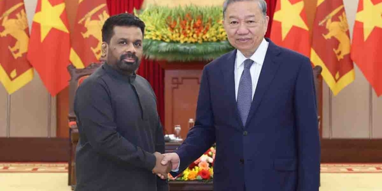 අනුර වියට්නාම් කොමියුනිස්ට් පක්ෂයේ ප්‍රධාන ලේකම් හමුවෙයි! PHOTOS I Sri Lanka Latest News