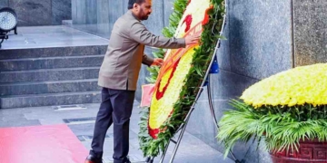 අනුර වියට්නාම් යුද විරුවන්ට උපහාර දක්වයි! PHOTOS I Sri Lanka Latest News