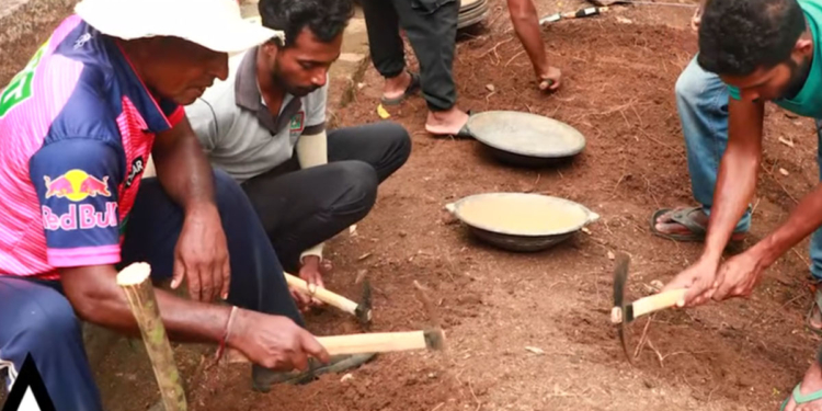 ආණ්ඩුවේ ඇමැති අලුත් ව්‍යාපෘතියක් ආරම්භ කරයි! පිරිත් සජ්ජායනා මැද රිටිගල කැළේ බන්දා පොකුණේ කැනීම් අරඹයි! VIDEO  I Sri Lanka Latest News