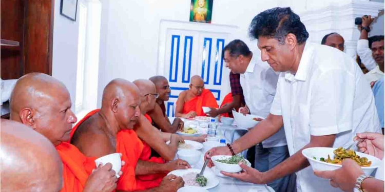 අවුරුදු 100ක් පැරණි දානමය පිංකමට එක්වෙලා! VIDEO & PHOTOS I Sri Lanka Latest News