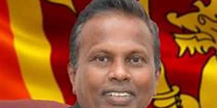 UNP එකේ සහ සජබෙ හොඳ අයත් ඉන්නවාලු! ඒ අය එක්ක කතා කරනවාලු! කොළඹ නගර සභාව මාලිමාවට ගන්න පුලුවන්ලු! මාලිමා මන්ත්‍රී කියන්නේ! VIDEO I Sri Lanka Latest News