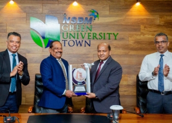 හරිත සරසවියේ දෙවැනි අදියර පිම්මක් ඉදිරියට පනී! ලංකා බැංකුවෙන් රුපියල් මිලියන 7000ක මූල්‍ය පහසුකමක්!  PHOTOS I Sri Lanka Latest News