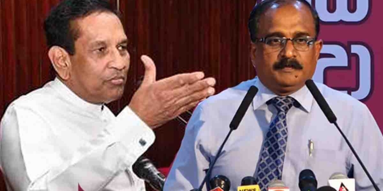 අර එක්කෙනෙක් ඉන්නවා ආරක්ෂක නියෝජ්‍ය ඇමැති කෙනෙක්! ආරක්ෂාව ගැන ටියුෂන් දෙන්නම් කිව්වා! මම දන්නේ නෑ මේ යක්කු කොටිත් එක්ක යුද්ධ කළේ තුවක්කුවෙන්ද කටින්ද කියලා! එහෙම නැත්නම් යුද්දෙ තියෙද්දි මෙයා කොළඹට පැනලා ඉන්න ඇති! VIDEO I Sri Lanka Latest News