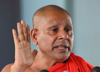 නලින්ද ජයතිස්ස මාලිනීට අවසන් ගෞරව දක්වන්න ගියාද? ලැජ්ජයි නලින්ද මහත්තයෝ ලැජ්ජයි…! VIDEO I Sri Lanka Latest News